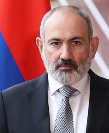 Ermenistan-Basbakani-Nikol-Pasinyan8217a-Kilisede-Saldiri-Girisimi-featured