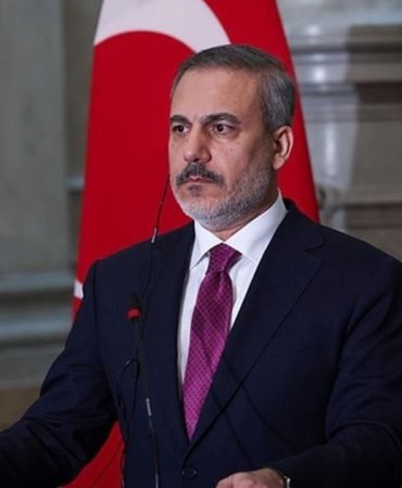 Hakan Fidan'dan Kritik Telefon Trafiği: Savaşın Sonu Görüşüldü 8 Hakan-Fidan8217dan-Kritik-Telefon-Trafigi-Savasin-Sonu-Gorusuldu-featured
