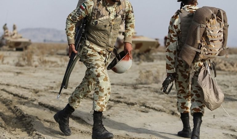 Iran8217dan-ABD8217ye-Sert-Uyari-Karaya-Adim-Atarsaniz-Atese-Veririz-featured