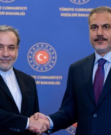 Islamabad-Zirvesi-Fidan-ve-Mevkidaslarindan-Kritik-Gorusme-featured