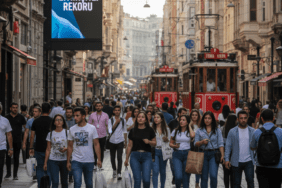 Istanbulun-Alisveris-Caddeleri-Raporu-Istiklalde-Ziyaretci-Rekoru-gemini