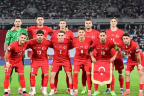 Kosova-Turkiye-Play-Off-Finalini-Michael-Oliver-Yonetecek-featured