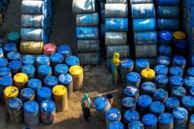 Krizin-Faturasi-Petrol-Piyasasinda-500-Milyon-Varil-Kayip-featured