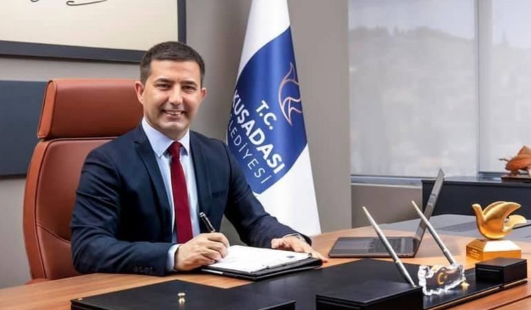 Kusadasi-Belediye-Baskani-Omer-Gunel8217e-Rusvet-Iddiasiyla-Gozalti-featured