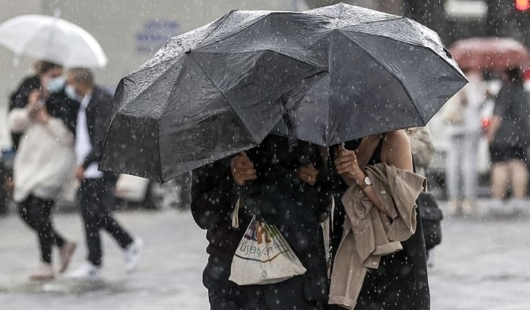 MGM8217den-29-Mart-Icin-Kritik-Uyari-Saganak-ve-Firtina-Kapida-featured