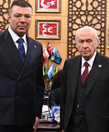 MHP8217de-Ozgur-Bayraktar-Arastirma-ve-Stratejiden-Sorumlu-Baskan-Yardimcisi-featured