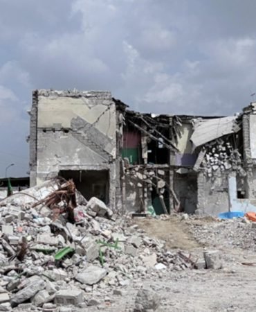 Minab8217daki-Okul-Katliamindan-Kurtulan-Ogrenci-Dehseti-Anlatti-featured