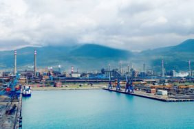 OYAK-Denizcilik8217ten-Isdemir-Limani8217na-Yapay-Zekali-Akilli-Vinc-featured