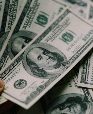 TCMB-Verisi-Reel-Sektor-Doviz-Acigi-75-Yilin-Zirvesinde-featured