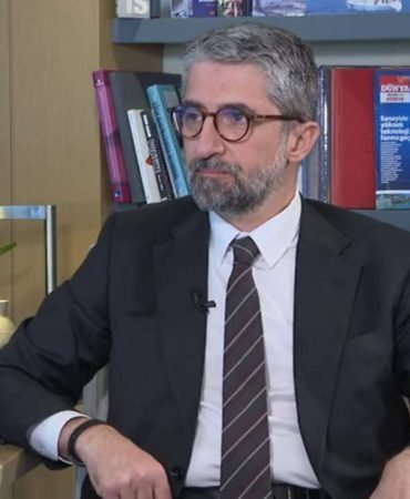 TUSIAD-Baskani-Diren8217den-Pozitif-Ayrisma-Firsati-Vurgusu-featured