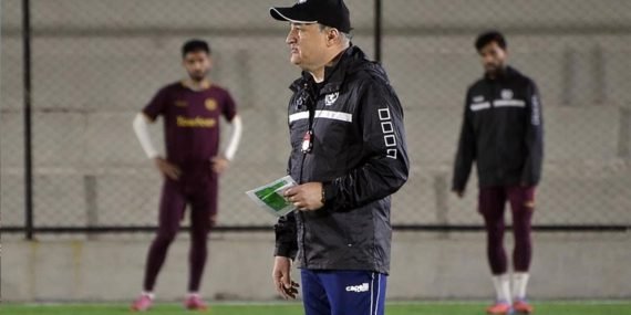 Tecrübeli Teknik Direktör Engin Fırat 55 Yaşında Vefat Etti