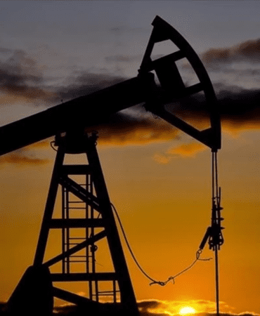 Trump8217in-Aciklamalari-Petrolu-102-Dolarin-Altina-Cekti-featured