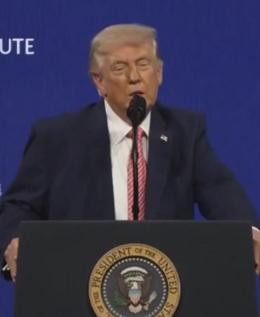 Trump8217tan-Dil-Surcmesi-Hurmuz-Yerine-8216Trump-Bogazi8217-Dedi-featured