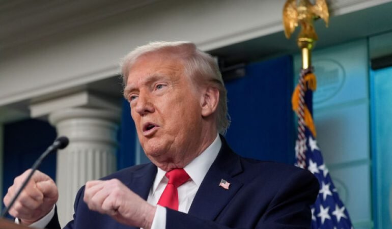 Trump8217tan-NATO8217ya-Sert-Elestiri-8220Yanimizda-Degillerdi8221-featured