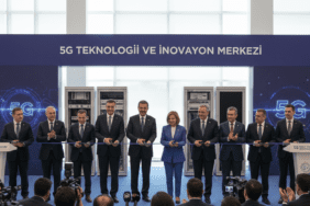 Turk-Telekom-5G-Teknoloji-ve-Inovasyon-Merkezini-Acti-gemini