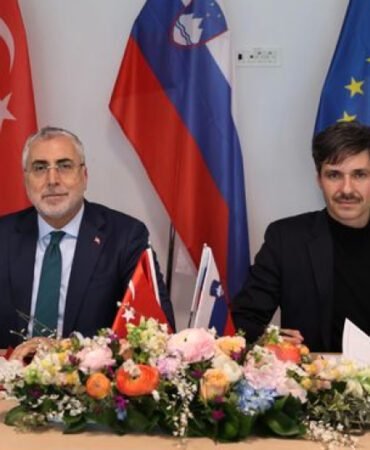 Turkiye-ve-Slovenya8217dan-Karsilikli-Sosyal-Guvenlik-Imzasi-featured