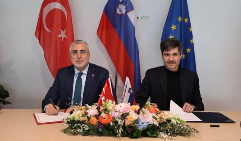 Turkiye-ve-Slovenya8217dan-Karsilikli-Sosyal-Guvenlik-Imzasi-featured