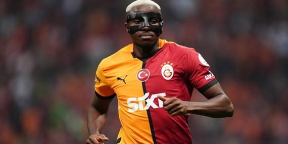 Yıldız Golcü Victor Osimhen Başarıyla Ameliyat Edildi