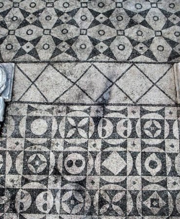 2-Bin-Yillik-Medusa-Mozaigi-Yeniden-Ziyaretcilerle-Bulusuyor-featured