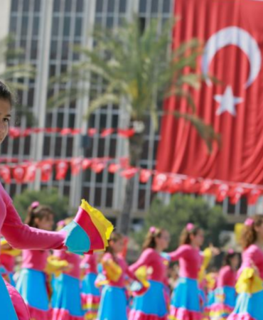 23-Nisan-2026-Persembe-yarin-tatil-mi-okul-var-mi-featured