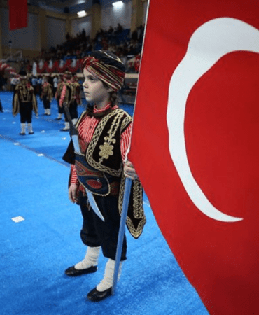 23-Nisan-Milli-Bayrami-Resmi-Tatil-Statusu-ve-Detaylari-featured