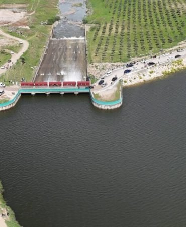 25-yil-sonra-ilk-kez-kapaklar-acildi-Vatandaslar-izlemek-icin-akin-etti-featured