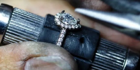 40 yıllık mücevher markası iflasın eşiğinde