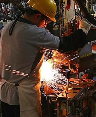 ABD039de-imalat-sanayi-4-yilin-en-yuksek-seviyesine-cikti-featured