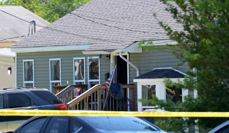 ABDde-aile-katliami-7si-kendi-cocugu-toplamda-8-kisiyi-oldurdu-featured