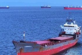 Abluka-sonrasi-Hurmuz-hareketlendi-Iki-tanker-rotasini-degistirdi-featured