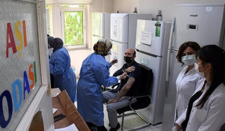 Aile-hekimleri-isyan-etti-Is-yuku-artti-maaslar-kesiliyor-featured