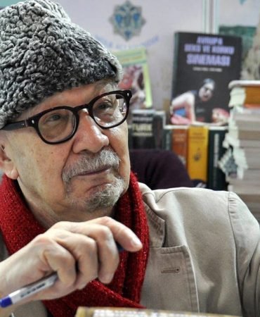 Akademisyen-ve-yazar-Yalcin-Kucuk-87-yasinda-hayatini-kaybetti-featured