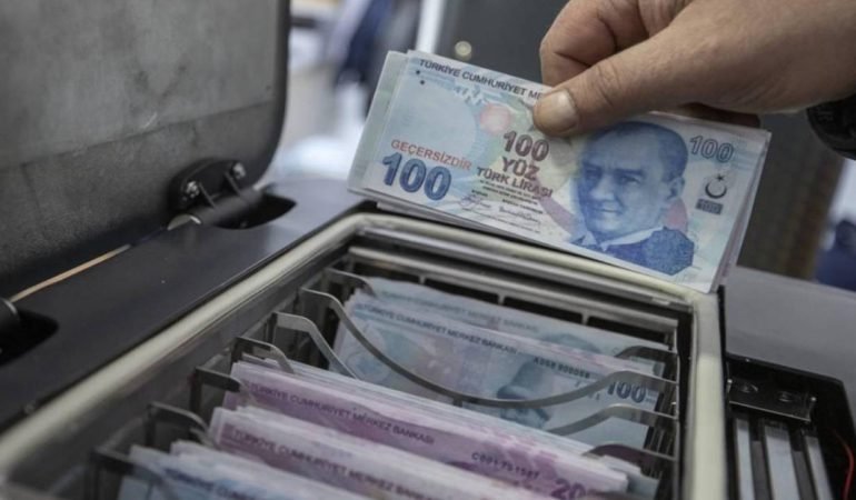 Ankara-Adliyesi8217nde-Yetkili-Gorevli-Zimmetine-Para-Gecirdi-featured