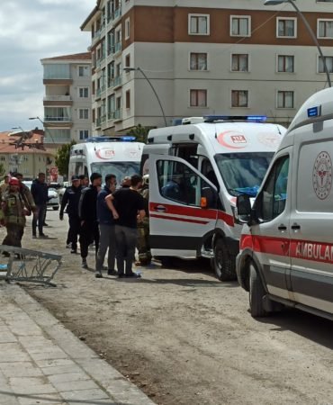 Ankara039da-insaat-iskelesi-coktu-1039i-agir-3-isci-yarali-featured