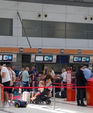 Antalya-Havalimani-Kapasitesi-82-Milyona-Ulasti-featured