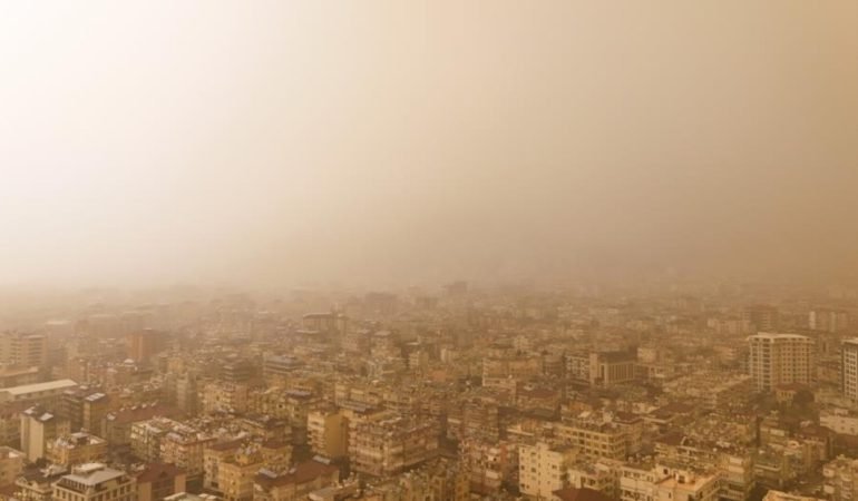 Antalyada-Sahra-Tozu-ve-Camur-Yagmuru-Etkili-Oldu-featured