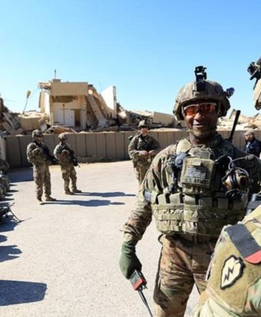 Askeri-Yiginak-Orta-Dogu8217da-Devam-Ediyor-featured