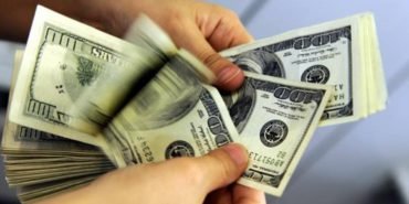 BAE-eriyen-dolar-rezervine-karsilik-ABD039den-yardim-istedi-featured