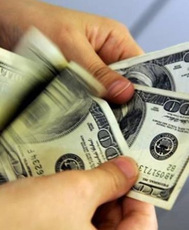 BAE-eriyen-dolar-rezervine-karsilik-ABD039den-yardim-istedi-featured