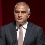 Bakan-Ersoy039dan-Riza-Kayaalp039e-tebrik-featured