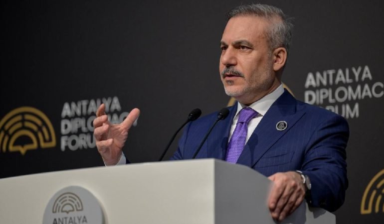 Bakan-Fidan039dan-Antalya-Diplomasi-Forumu039nda-onemli-mesajlar-Cok-ciddi-siyasi-krizler-var-featured