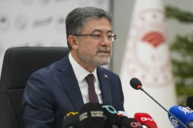 Bakan-Yumakli-Orman-yanginlariyla-mucadelede-havadan-mudahale-kapasitesi-462-tona-cikti-featured