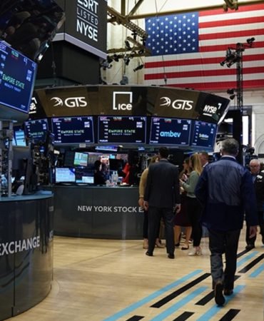 Borsa-Iyimserlikle-Yukseldi-featured