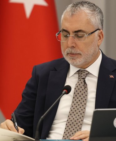 Calisma-Bakani-Isikhan-En-dusuk-memur-maasinda-reel-artis-yuzde-300e-ulasti-featured