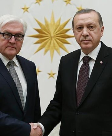 Cumhurbaskani-Erdogan-Almanya-Cumhurbaskani-Steinmeier-ile-gorustu-featured
