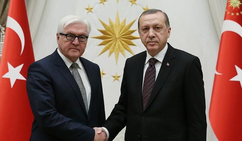 Cumhurbaskani-Erdogan-Almanya-Cumhurbaskani-Steinmeier-ile-gorustu-featured