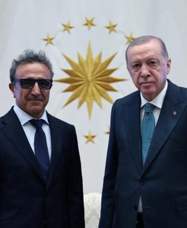 Cumhurbaskani-Erdogan-Chobani-CEOsu-Hamdi-Ulukayayi-kabul-etti-featured