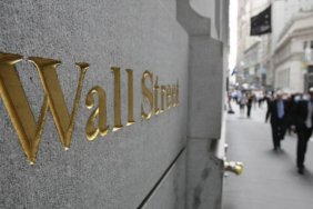 Dow-Jones-Nasdaq-ve-SampP-endeksleri-acilis-oncesinde-durgun-seyrediyor-featured