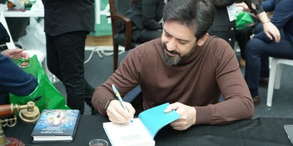 Dr. Batuhan Mumcu yeni kitabını anlattı: Bilgiye ulaşmak kolay, hakikati ayırt etmek zor