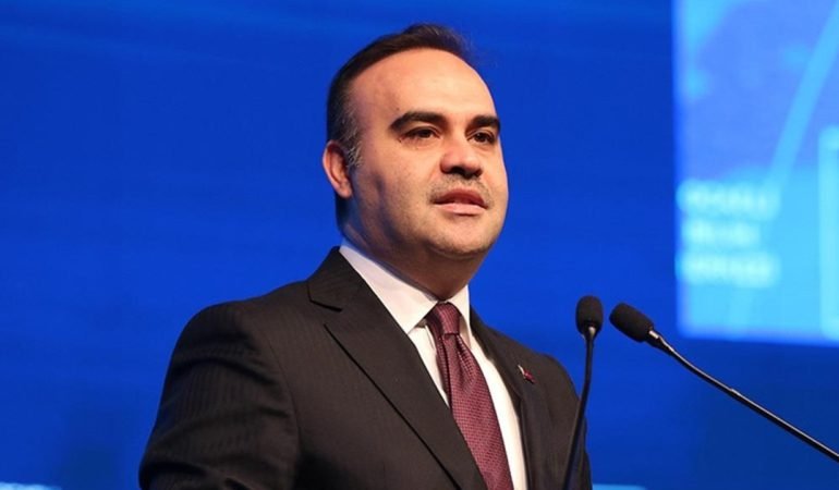 Ekonomi-Zirvesi-Dijitallesme-ve-Marka-Degeriyle-Rekabet-Vurgusu-featured